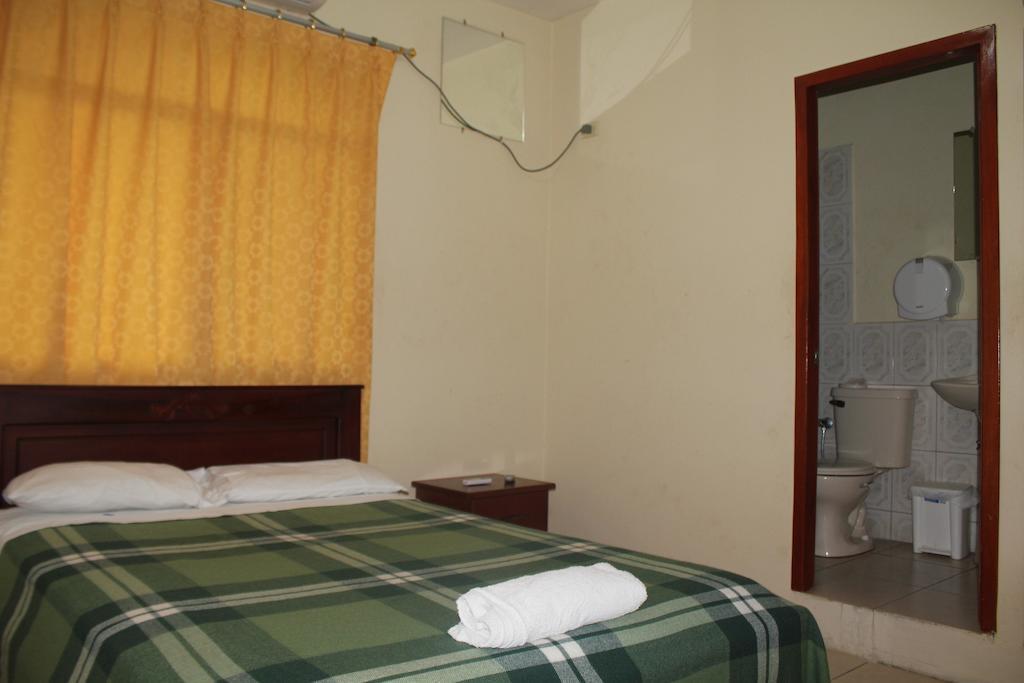 Hostal Rosa Mar Манта Екстериор снимка