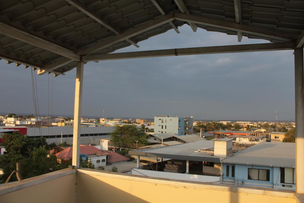 Hostal Rosa Mar Манта Екстериор снимка